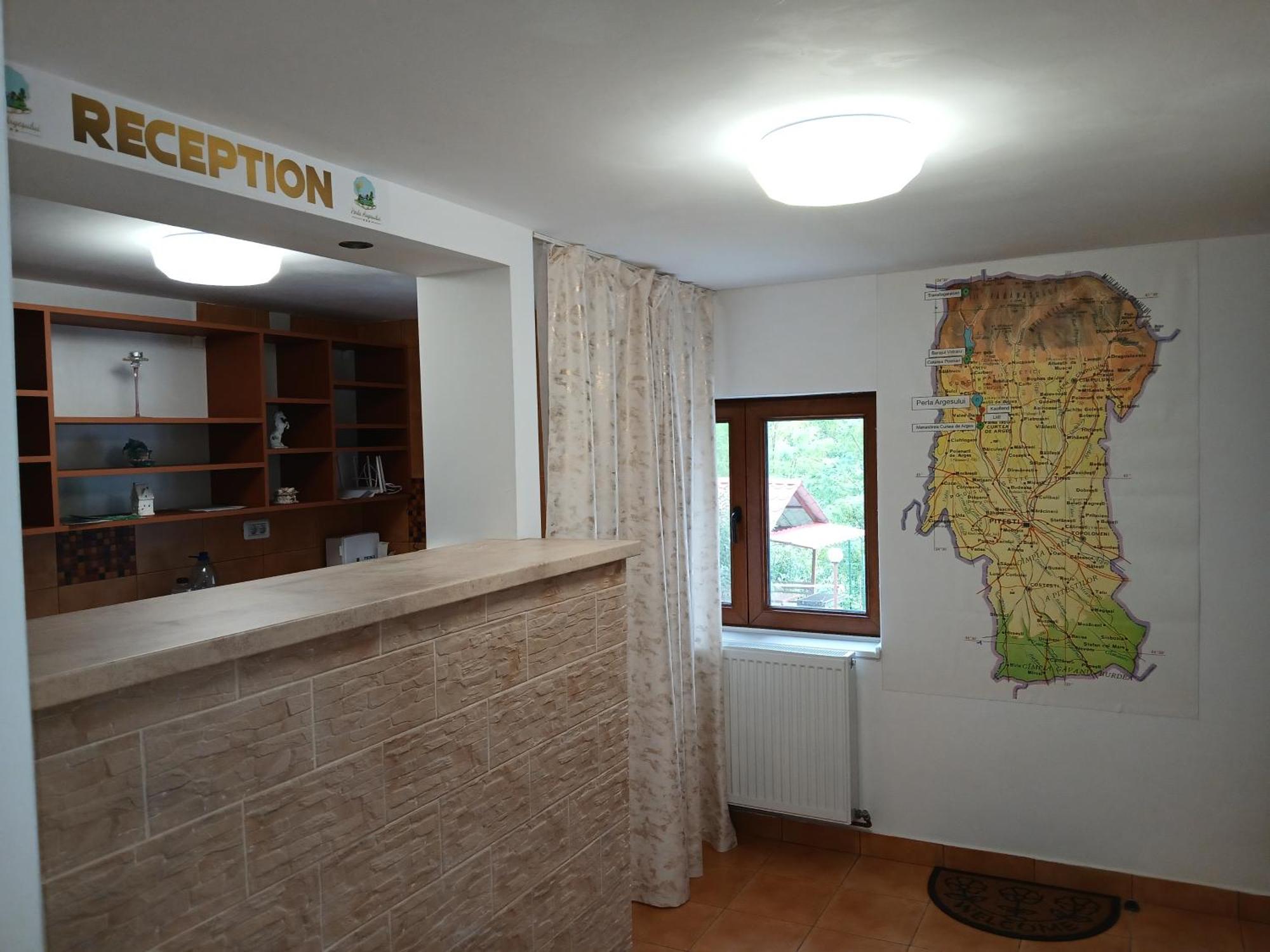 Perla Argesului, Ciubar, Piscina, Lift, Gratar, Cabana, Pensiuni, Hotel Cazare Transfagarasan Curtea De Arges Albestii de Arges Exterior photo